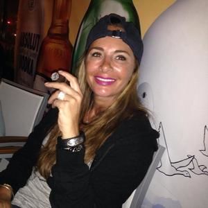 Meet your Posher, Petrina